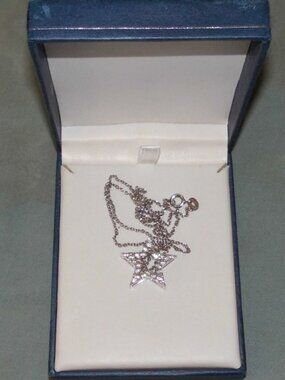5 Pointed Sterling Silver Star Necklace with CZ Stones in Case made in Italy